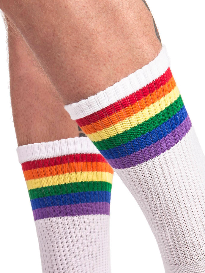 https://www.poppers.com/images/product_images/popup_images/barcode-berlin-rainbow-socks-mid-high__1.jpg