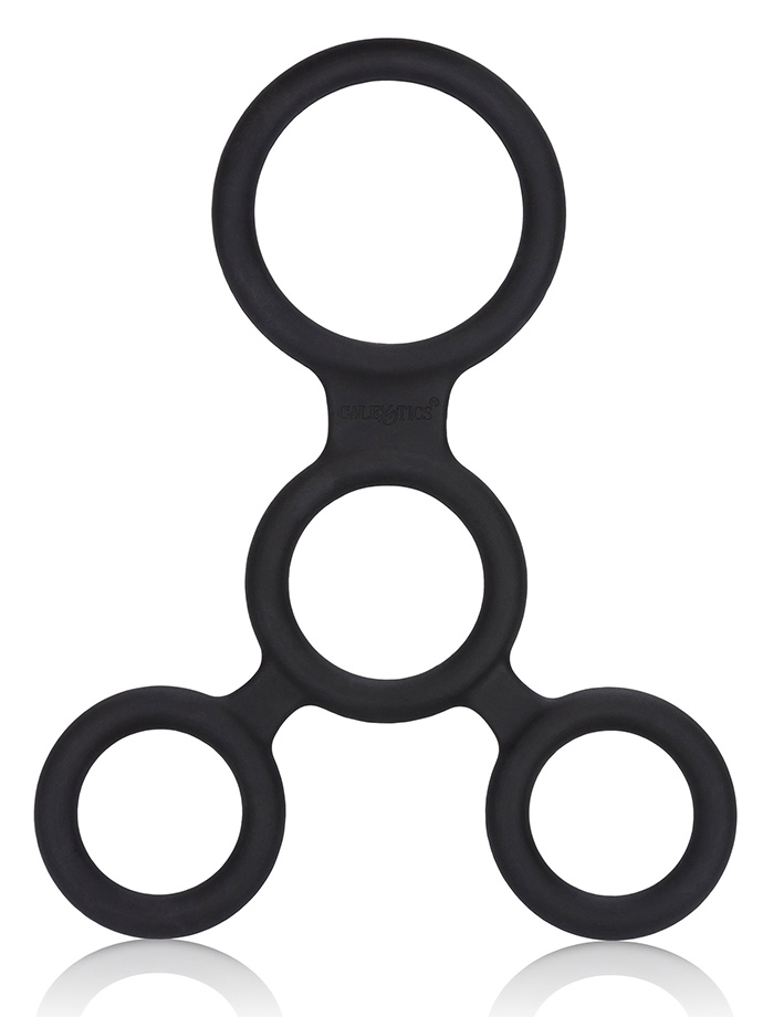 https://www.poppers.com/images/product_images/popup_images/calexotics-full-erection-spreader-silicone-cockring__1.jpg