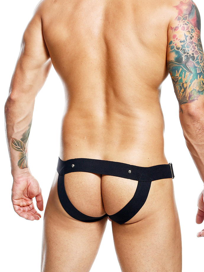 https://www.poppers.com/images/product_images/popup_images/malebasics-dngeon-cockring-jockstrap-black__4.jpg